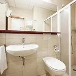 Radin, - Sava & 4*