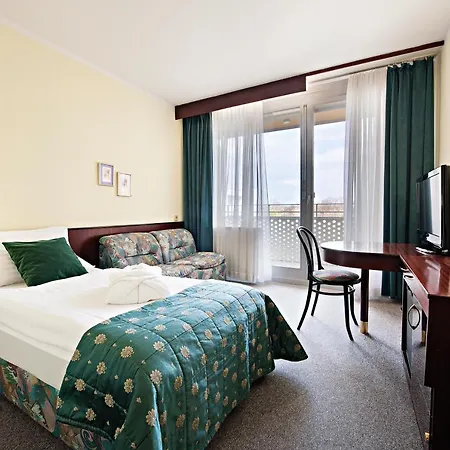 - Sava & Hotel Radenci