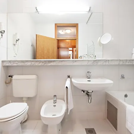 Hotel - Sava & 4*