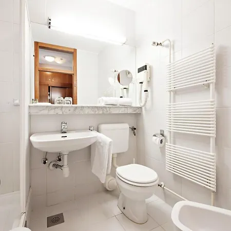 - Sava & 4* Radenci