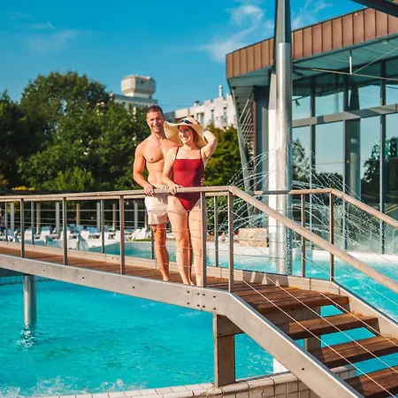 Radin, - Sava & 4*
