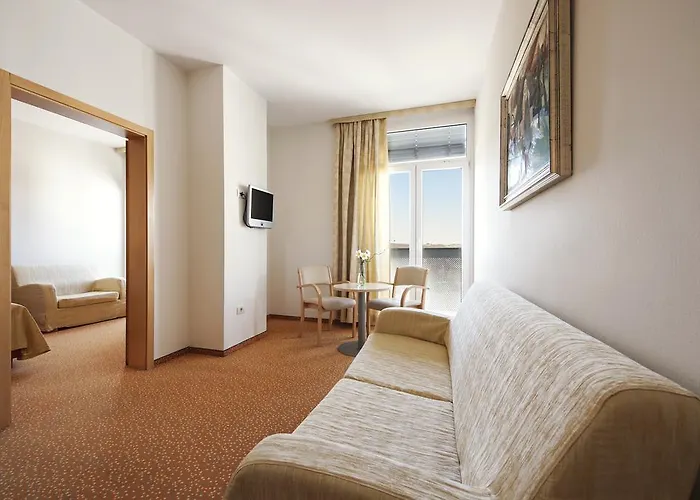 - Sava & Hotel Radenci